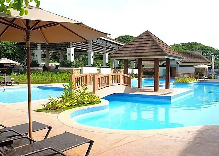 Resort-inspired In 4* Cebu